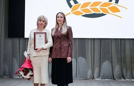 Поздравляем с заслуженной наградой!